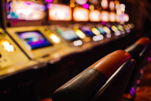stayslot168 mobile app interface showing sportsbook and live dealer options